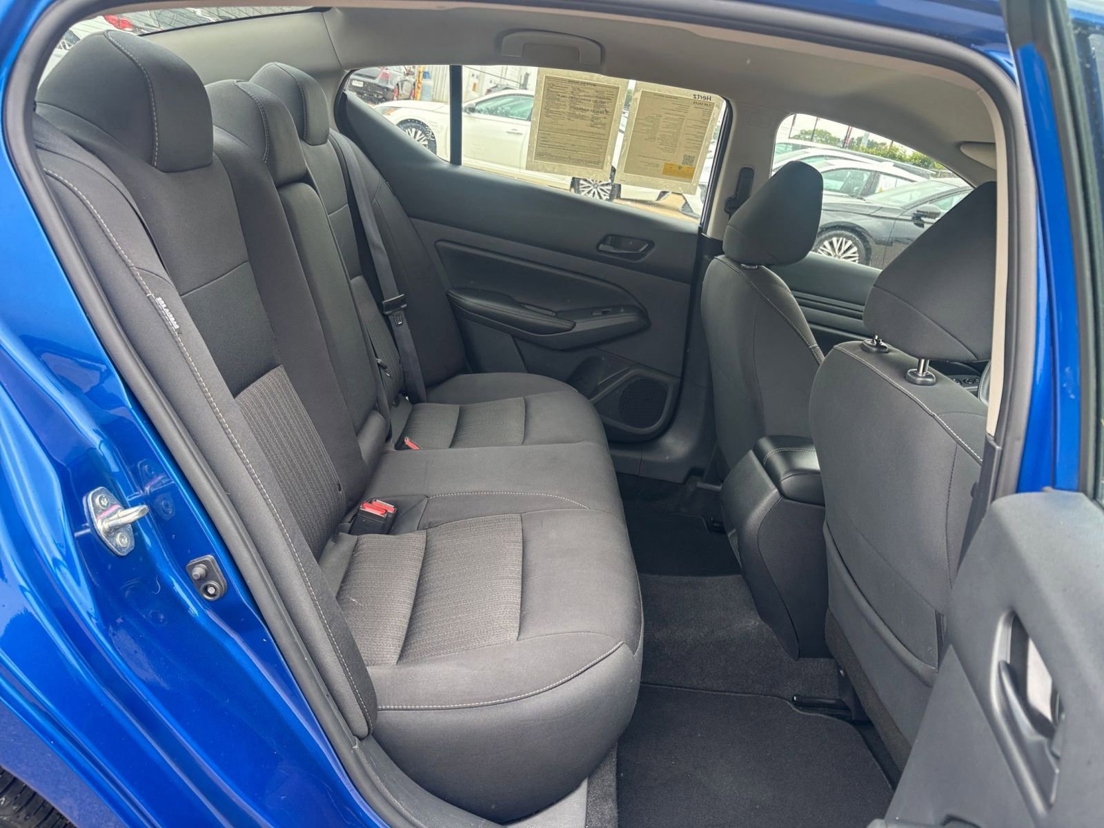 Used 2025 Nissan Altima 2.5 SV FWD image 25