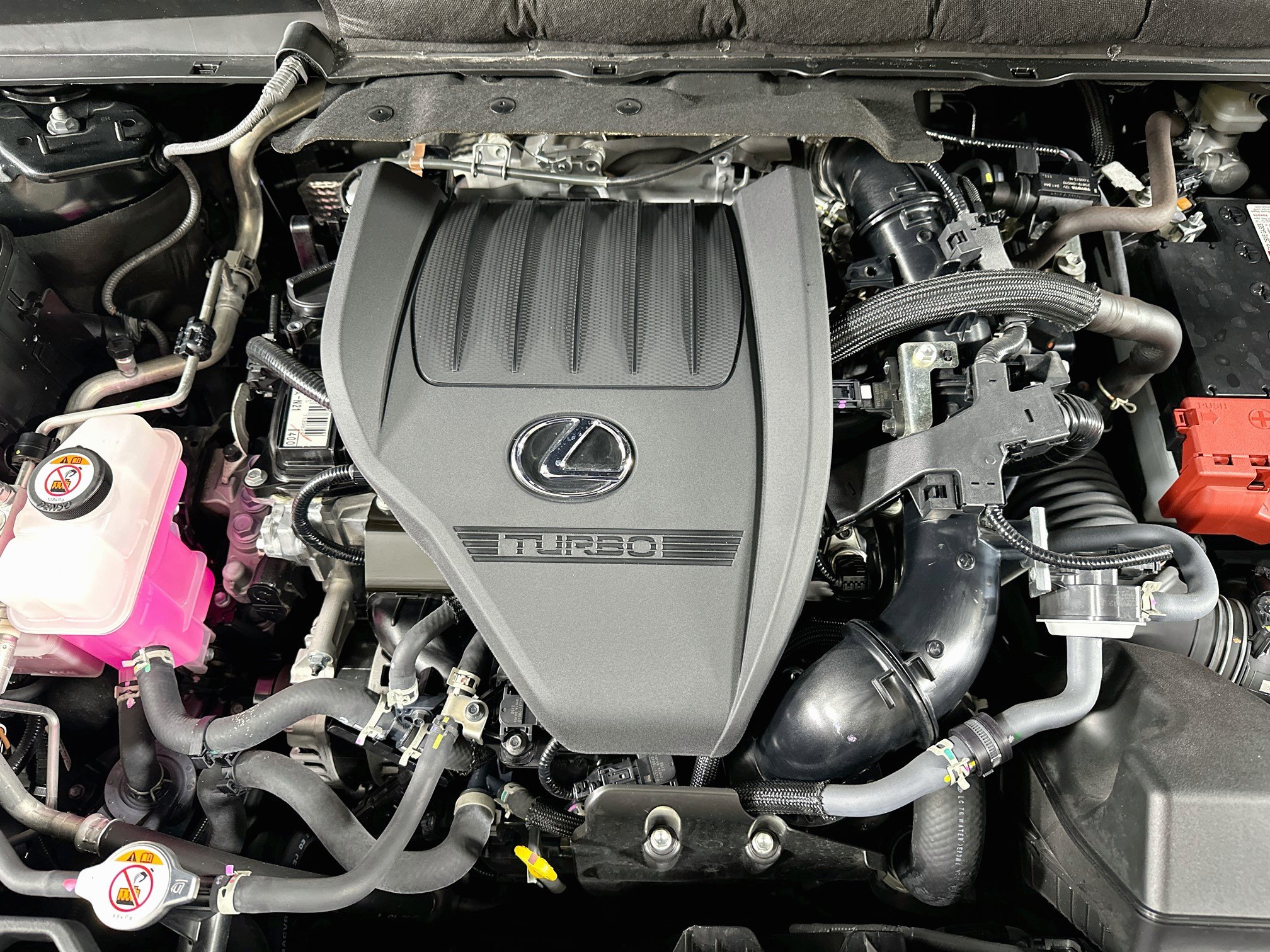 Used 2025 Lexus RX 350 Premium w/ Accessory Package (Z1) FWD image 33