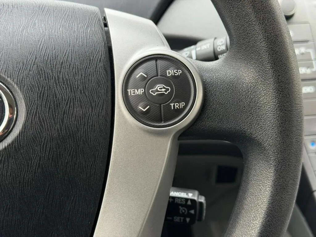 Used 2013 Toyota Prius Two image 9