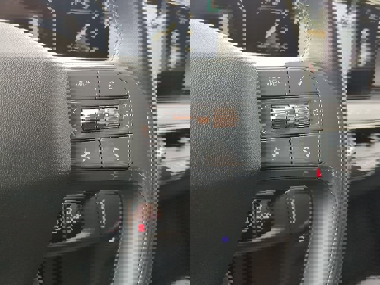 Certified 2025 Kia EV9 Wind image 22