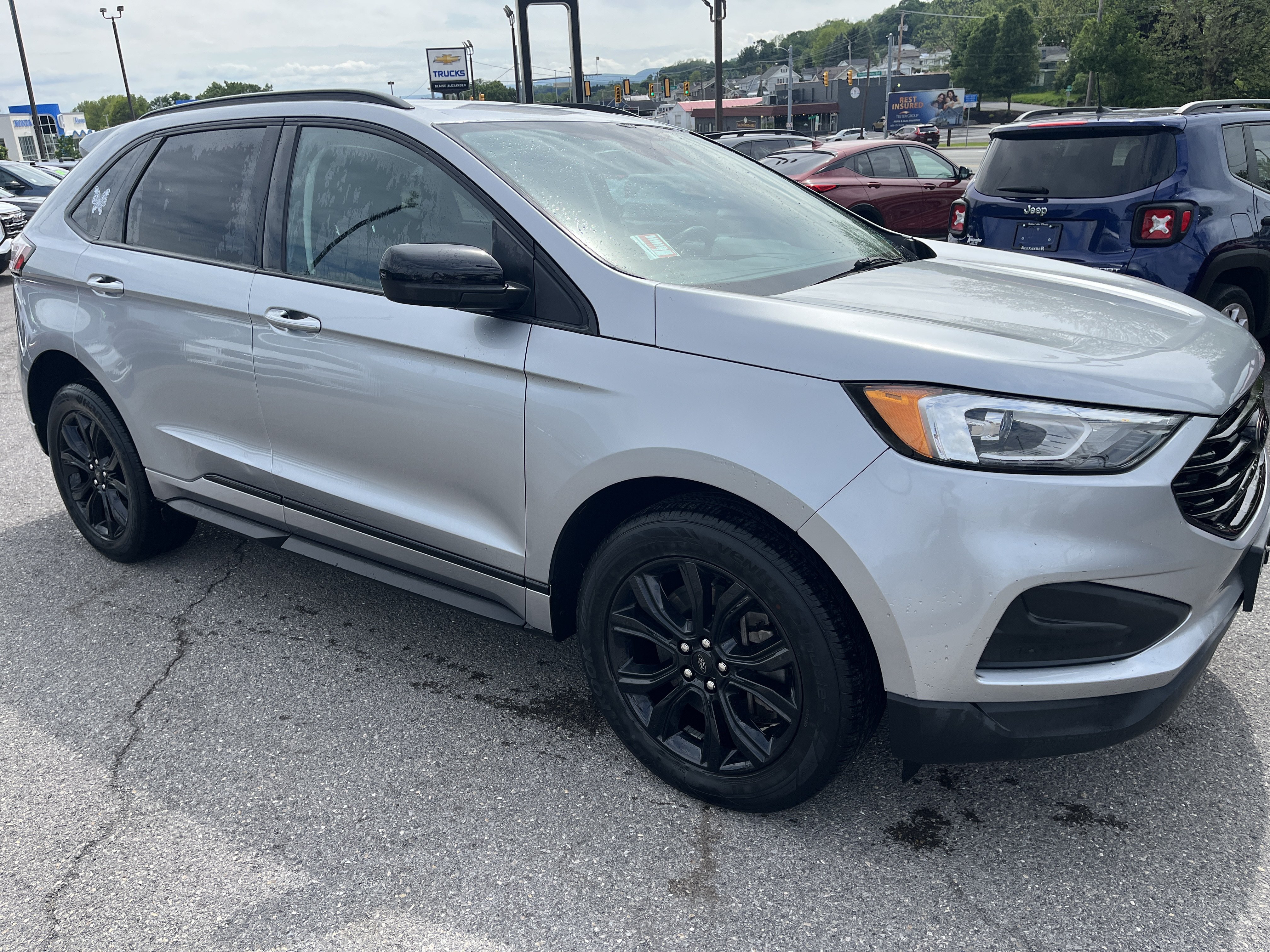 Used 2022 Ford Edge SE w/ Black Appearance Package AWD/4WD video 1