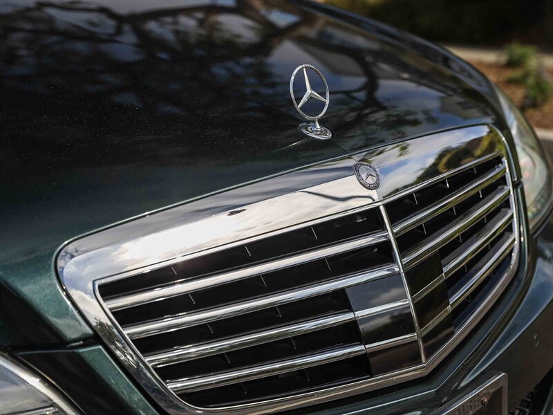 Used 2012 Mercedes-Benz S 550 image 11