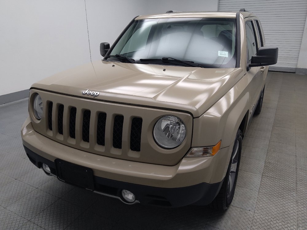 Used 2017 Jeep Patriot High Altitude FWD image 15