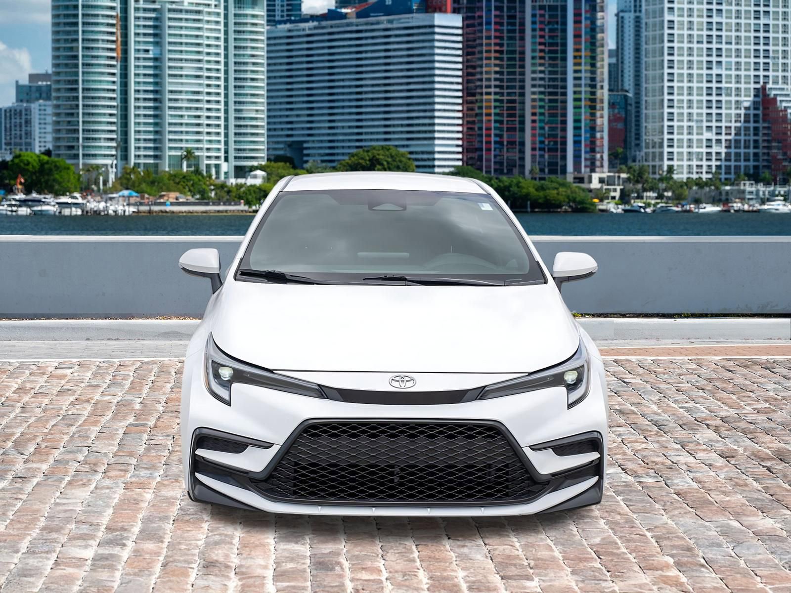 Used 2024 Toyota Corolla SE FWD image 2