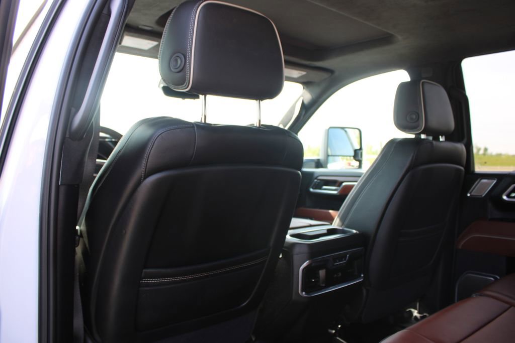 Used 2025 GMC Sierra 2500 Denali Ultimate image 28