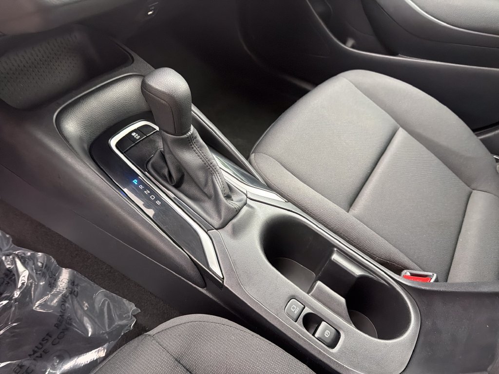 Used 2025 Toyota Corolla LE FWD image 7