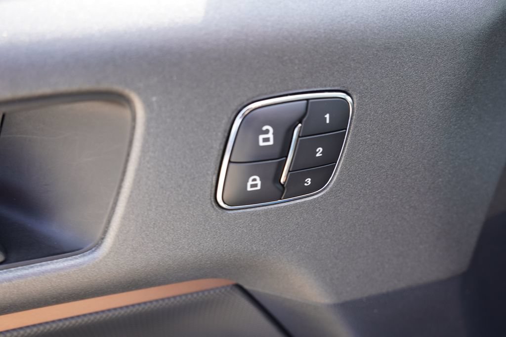 Certified 2025 Ford Bronco Sport Outer Banks w/ Outer Banks Tech Package+ AWD/4WD image 23