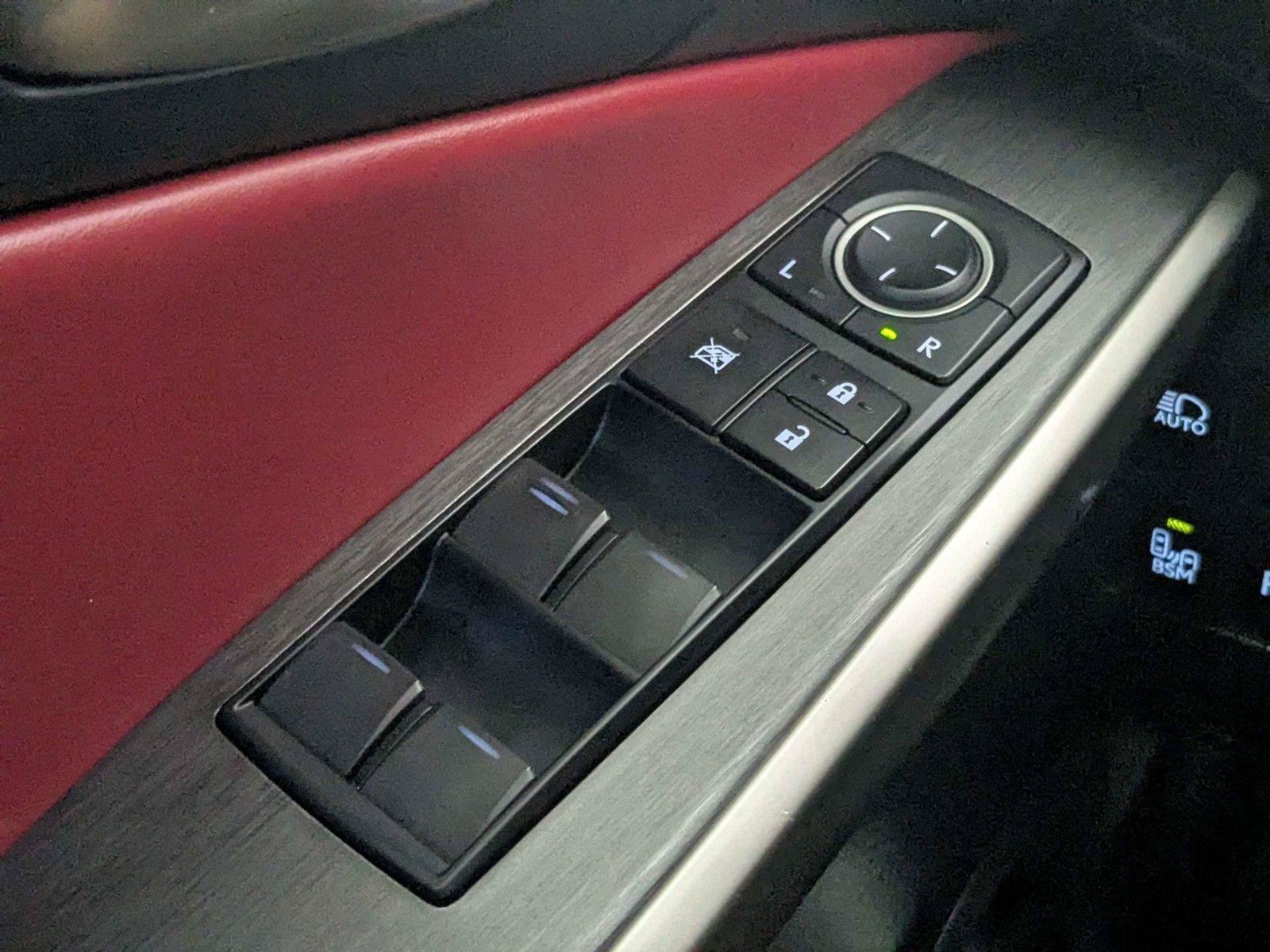 Used 2020 Lexus IS 350 F Sport w/ F Sport Package RWD image 15