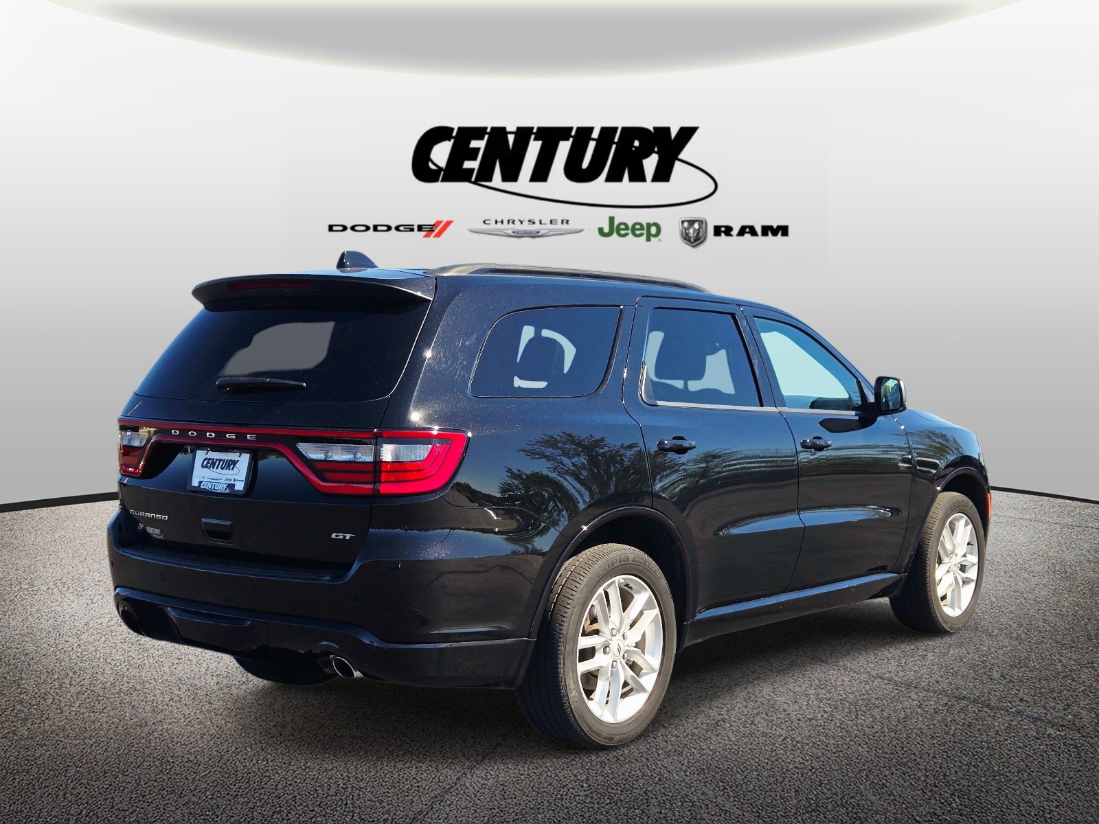 Used 2025 Dodge Durango GT AWD/4WD image 4