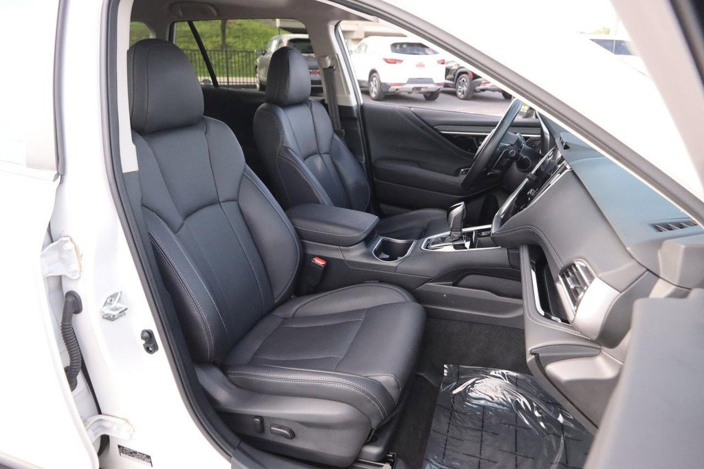 Used 2022 Subaru Outback Limited image 27