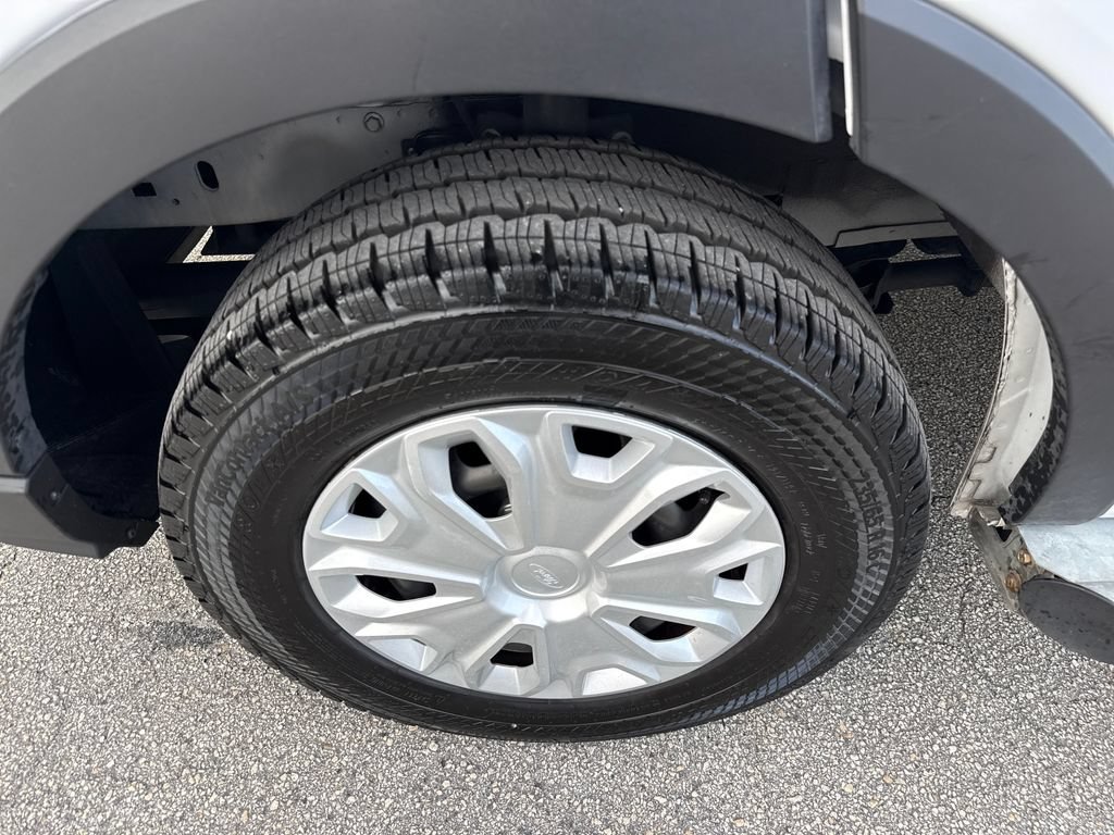 Certified 2025 Ford Transit 250 Low Roof w/ Exterior Upgrade Package RWD image 13