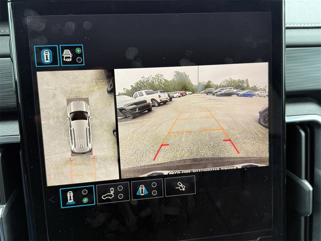 Used 2025 GMC Acadia Elevation image 29