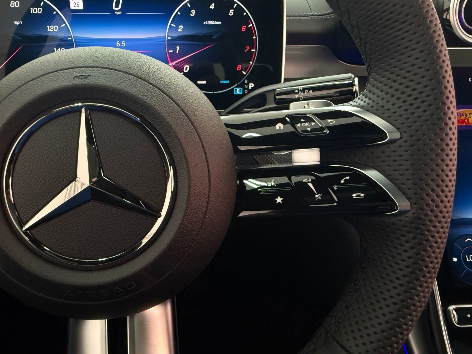 New 2026 Mercedes-Benz CLE 450 4MATIC Coupe image 28