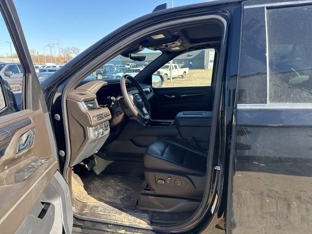 Used 2023 GMC Yukon Denali w/ Denali Reserve Package image 18