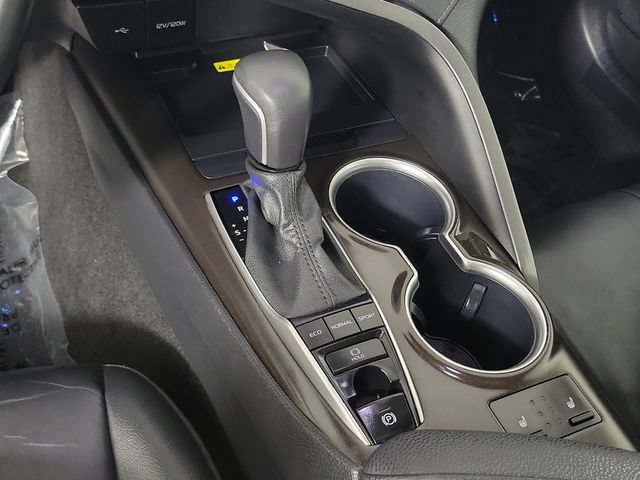 Used 2023 Toyota Camry XLE FWD image 32