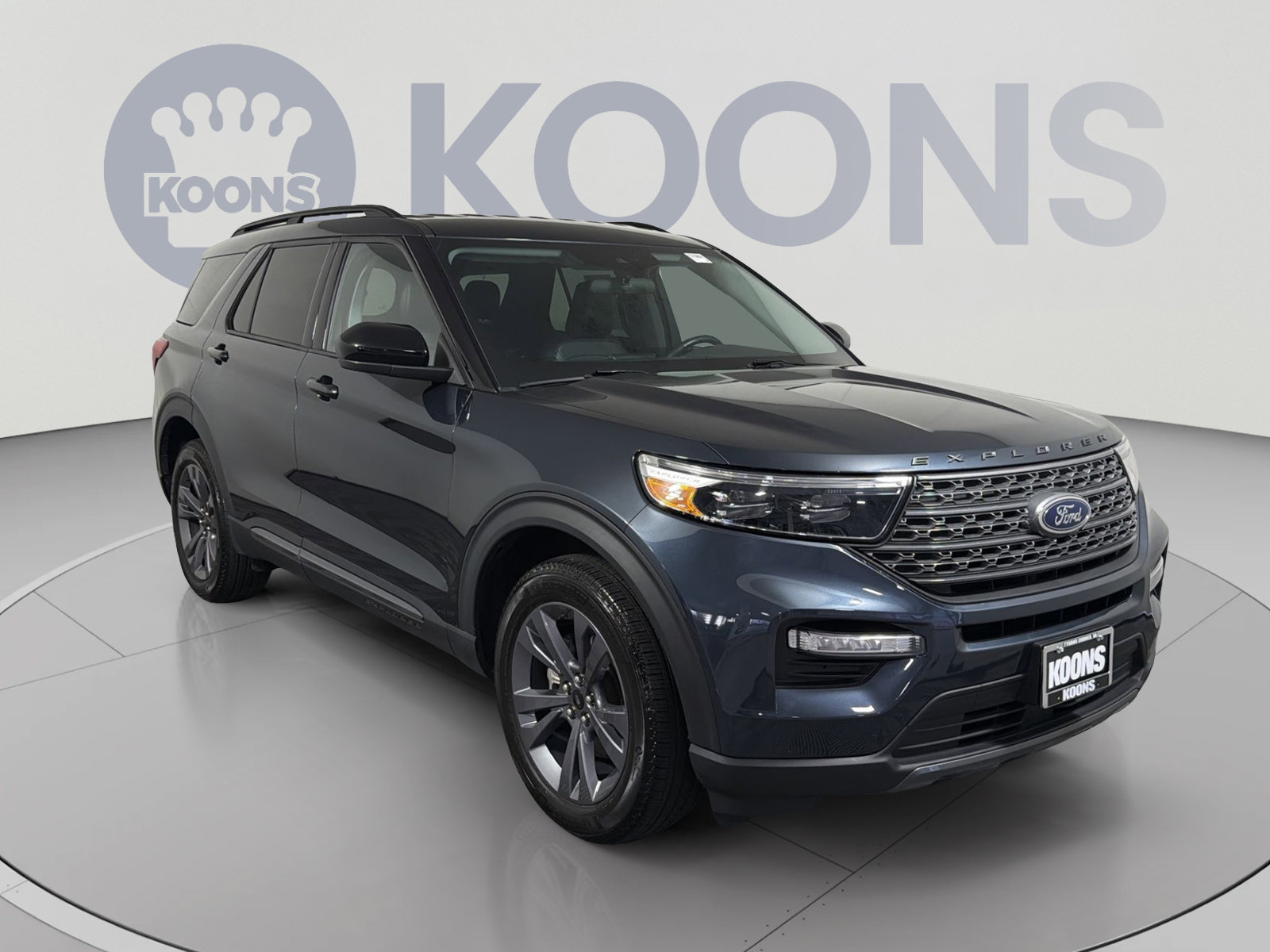 Used 2023 Ford Explorer XLT w/ Equipment Group 202A AWD/4WD image 10