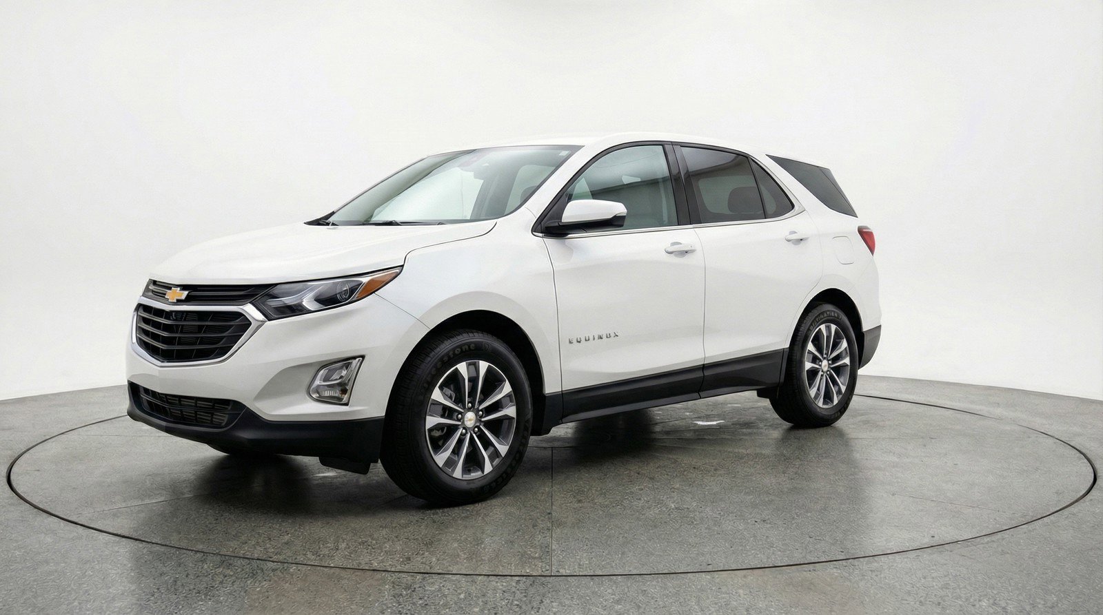 Used 2025 Chevrolet Equinox LT image 3