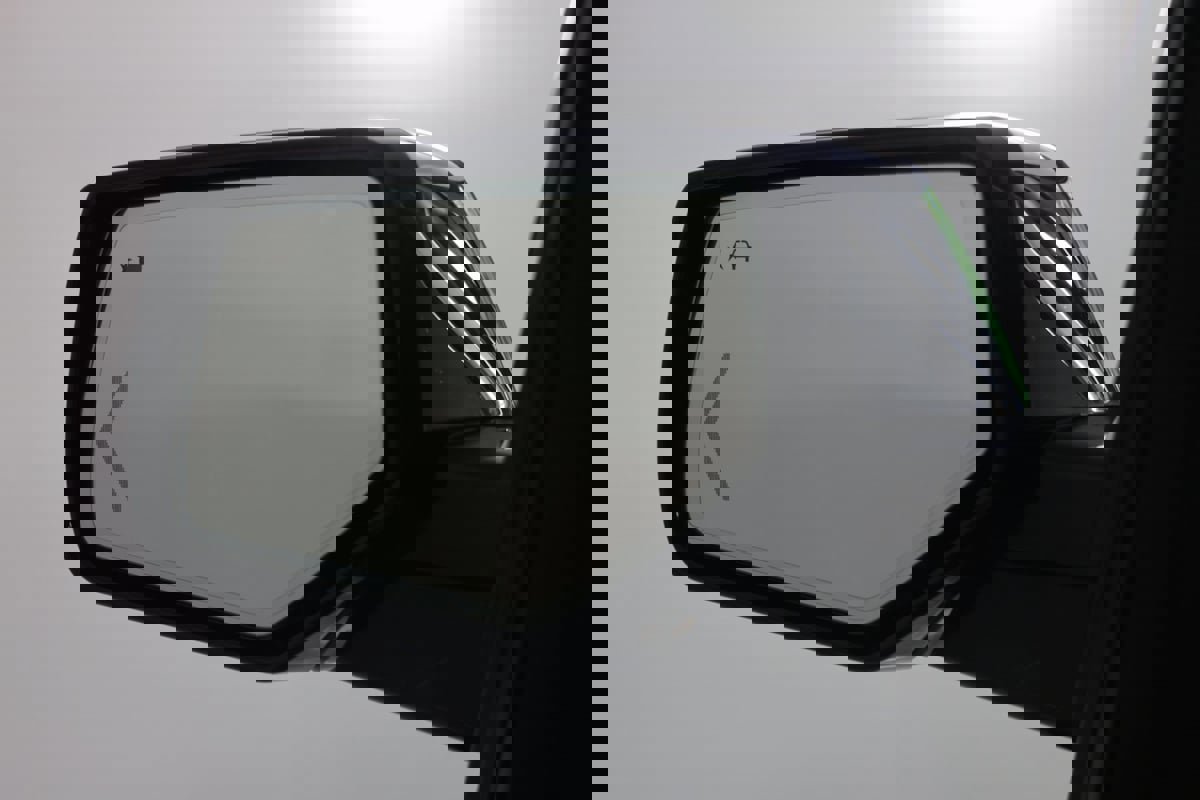 Used 2019 Chevrolet Suburban Premier image 19