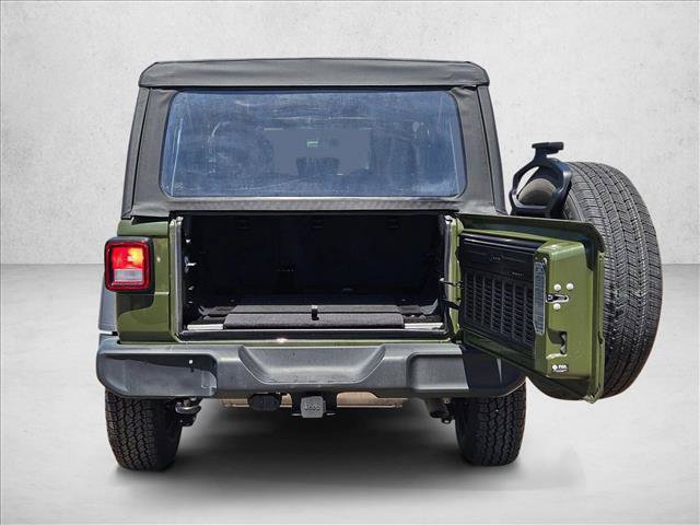 Used 2023 Jeep Wrangler Unlimited Sport AWD/4WD image 6