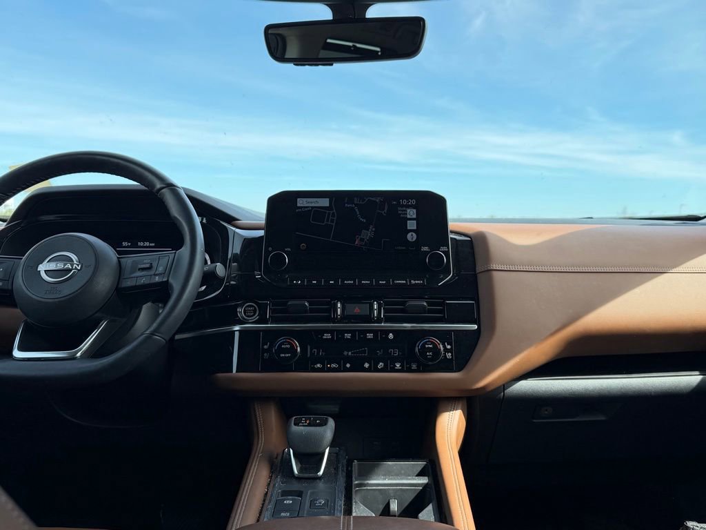 Used 2023 Nissan Pathfinder Platinum w/ Cargo Package image 19