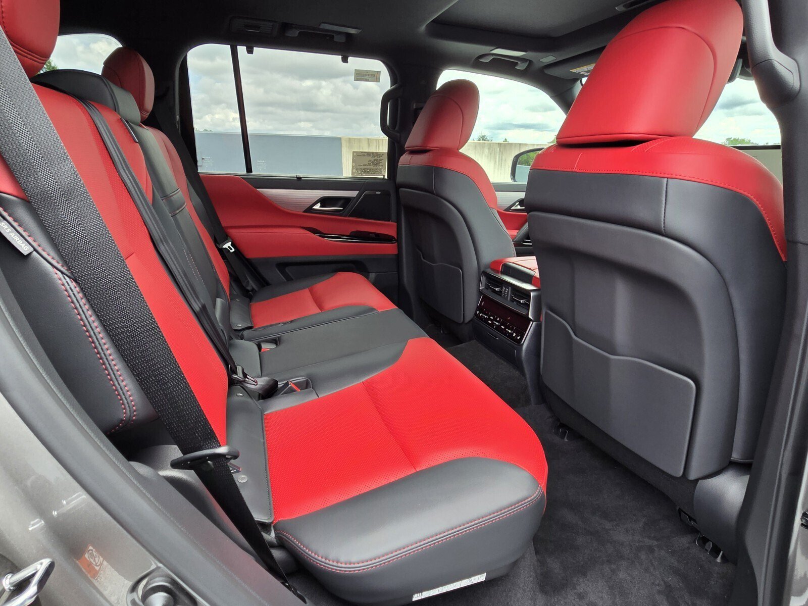 New 2026 Lexus LX 700h F Sport AWD/4WD image 18