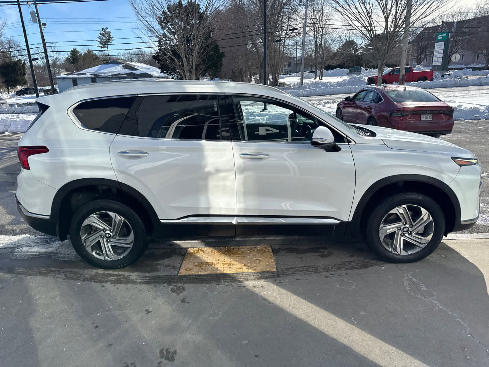 Used 2022 Hyundai Santa Fe SEL w/ Convenience + Premium Package image 7