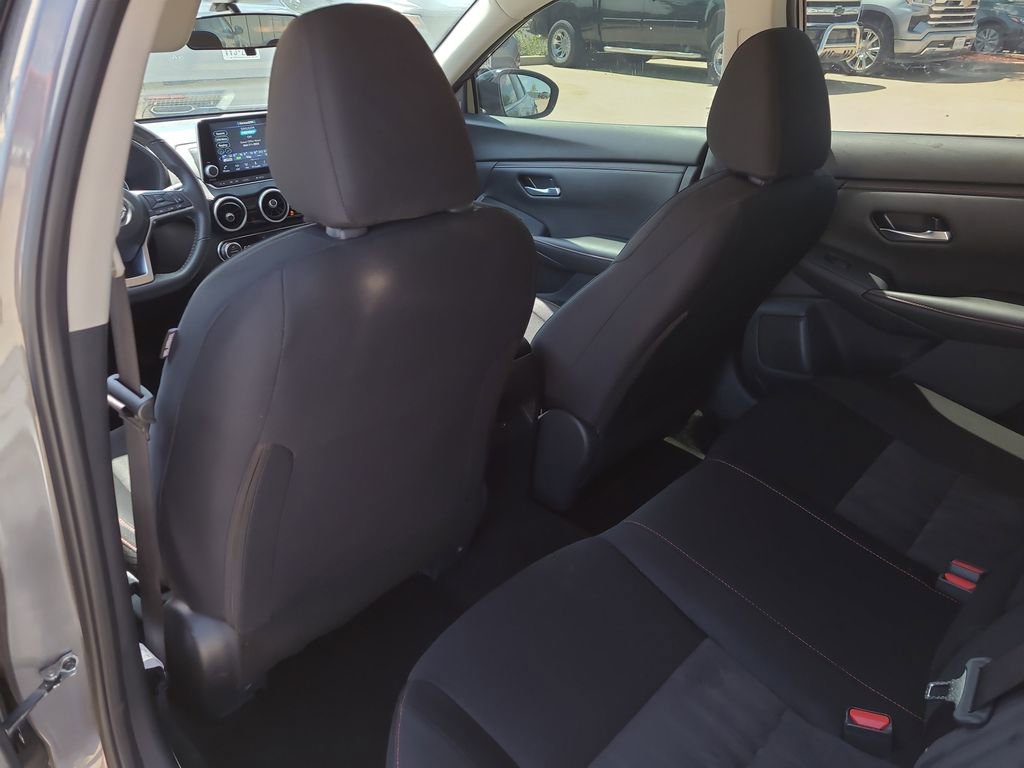 Certified 2024 Nissan Sentra SR FWD image 9