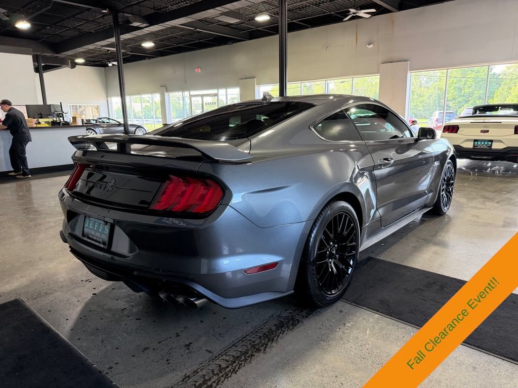 Used 2021 Ford Mustang GT Premium w/ GT Performance Package RWD image 4