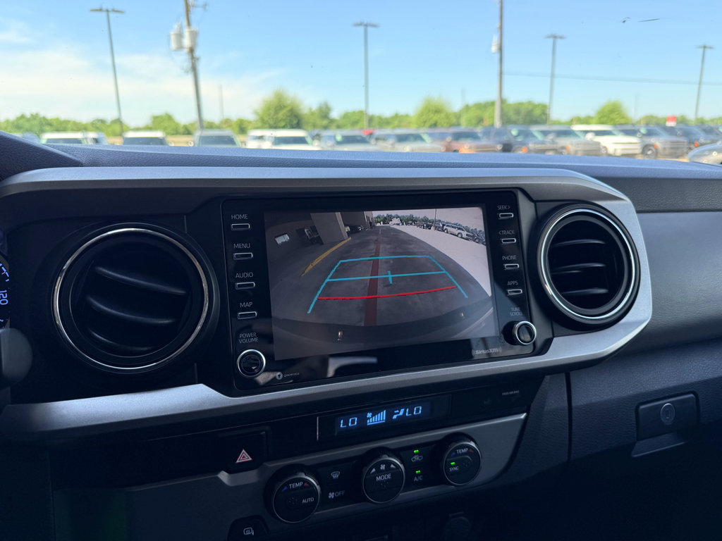 Used 2022 Toyota Tacoma SR5 RWD image 17