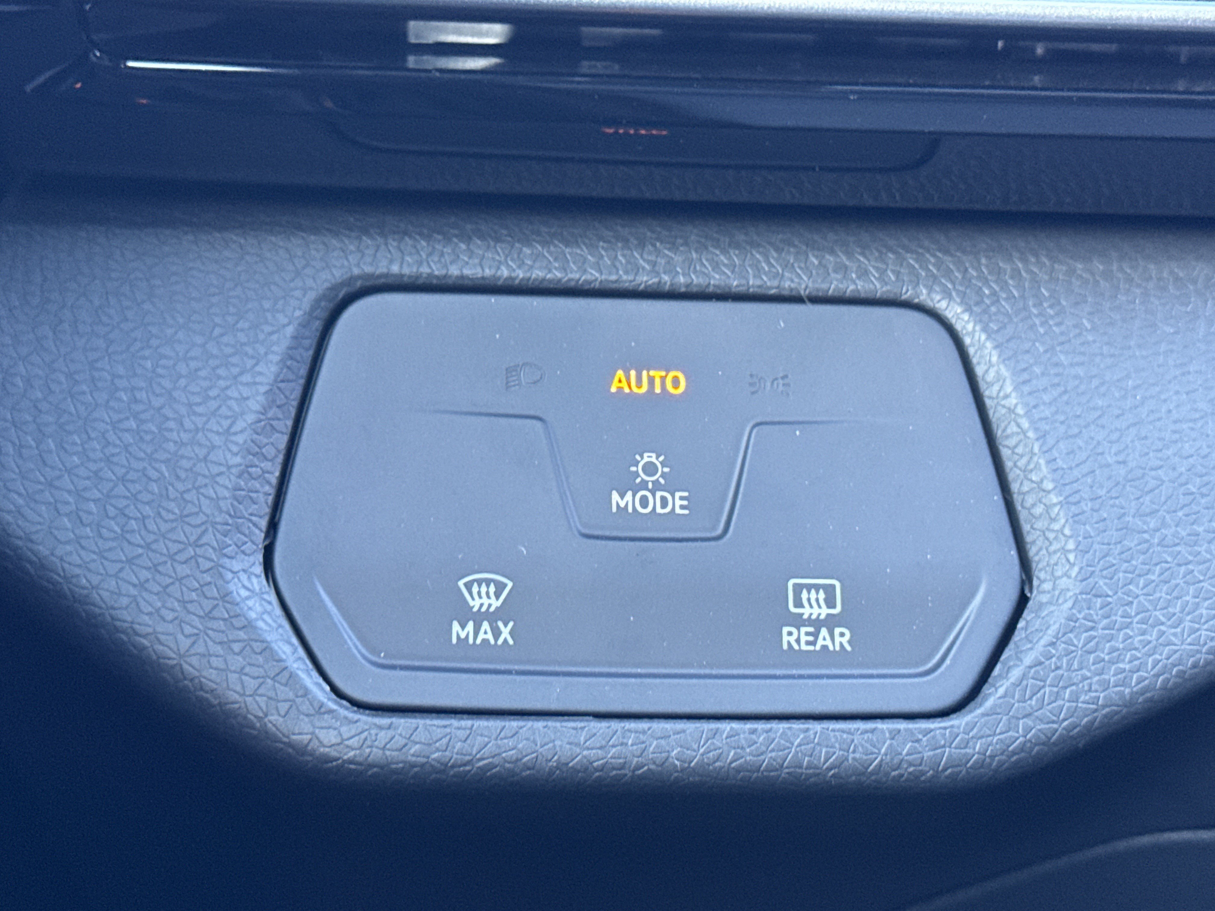 New 2026 Volkswagen ID.4 Pro RWD image 23
