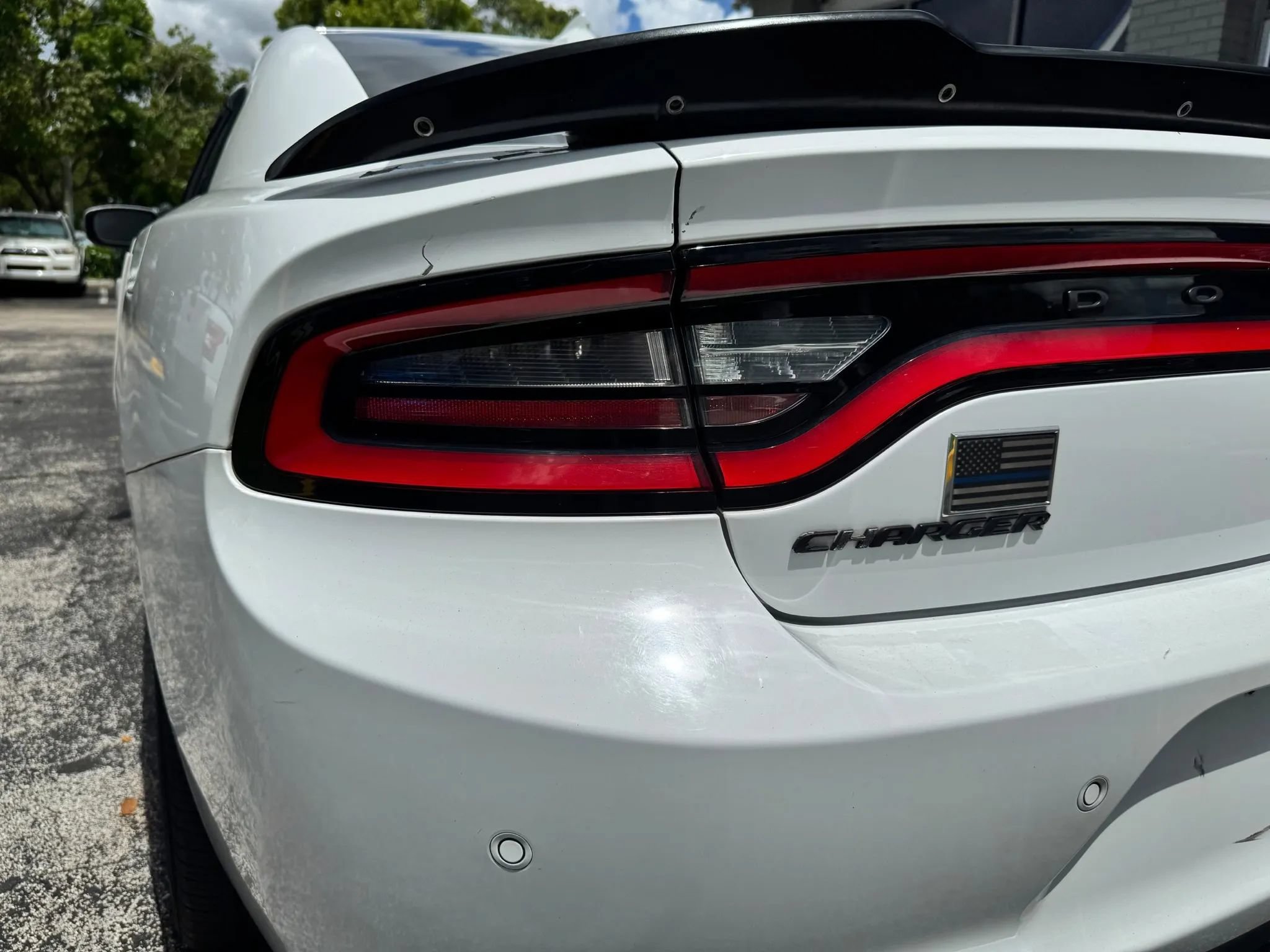 Used 2015 Dodge Charger R/T w/ Plus Group RWD image 12