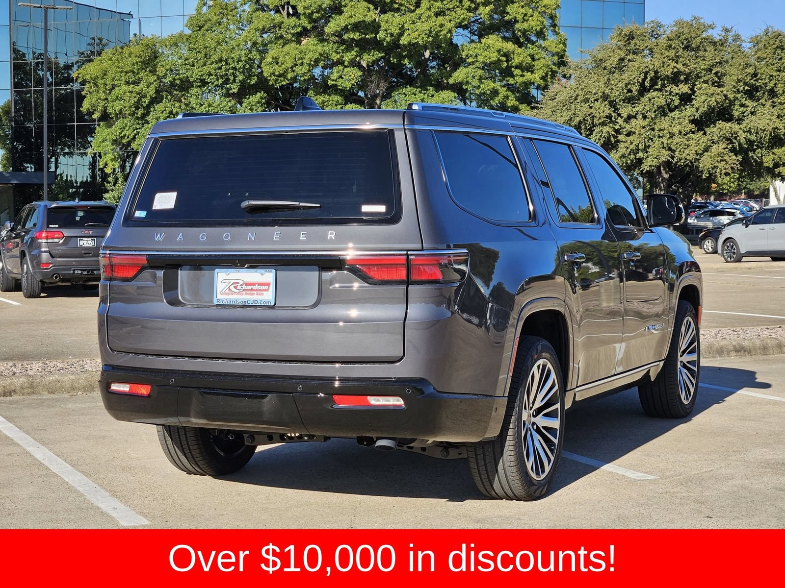 New 2025 Jeep Wagoneer Series II AWD/4WD image 4