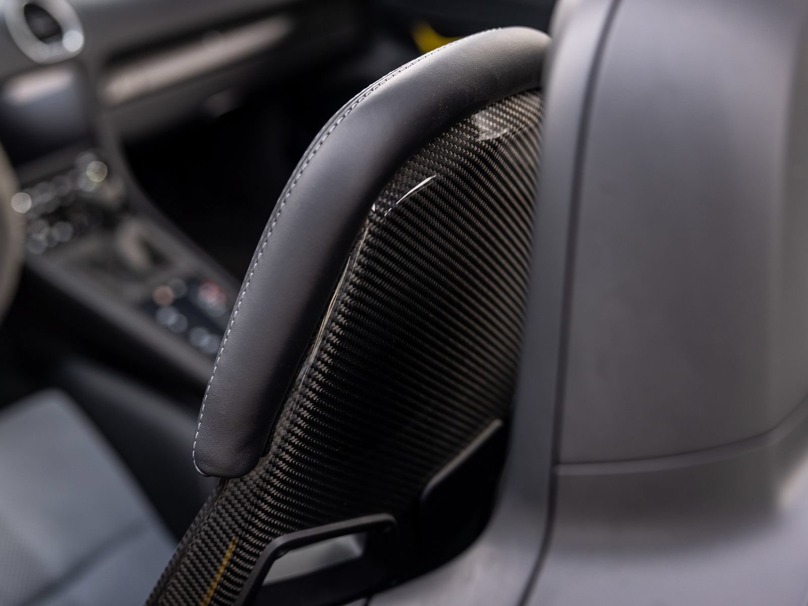 Certified 2025 Porsche 718 Boxster Spyder RS RWD image 41