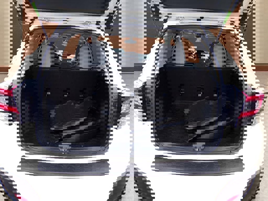 Used 2021 Subaru Crosstrek 2.0i Premium w/ Moonroof Package image 12