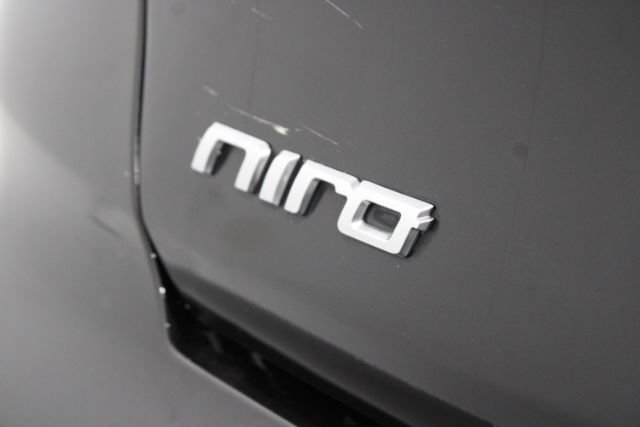 Used 2022 Kia Niro EX FWD image 8