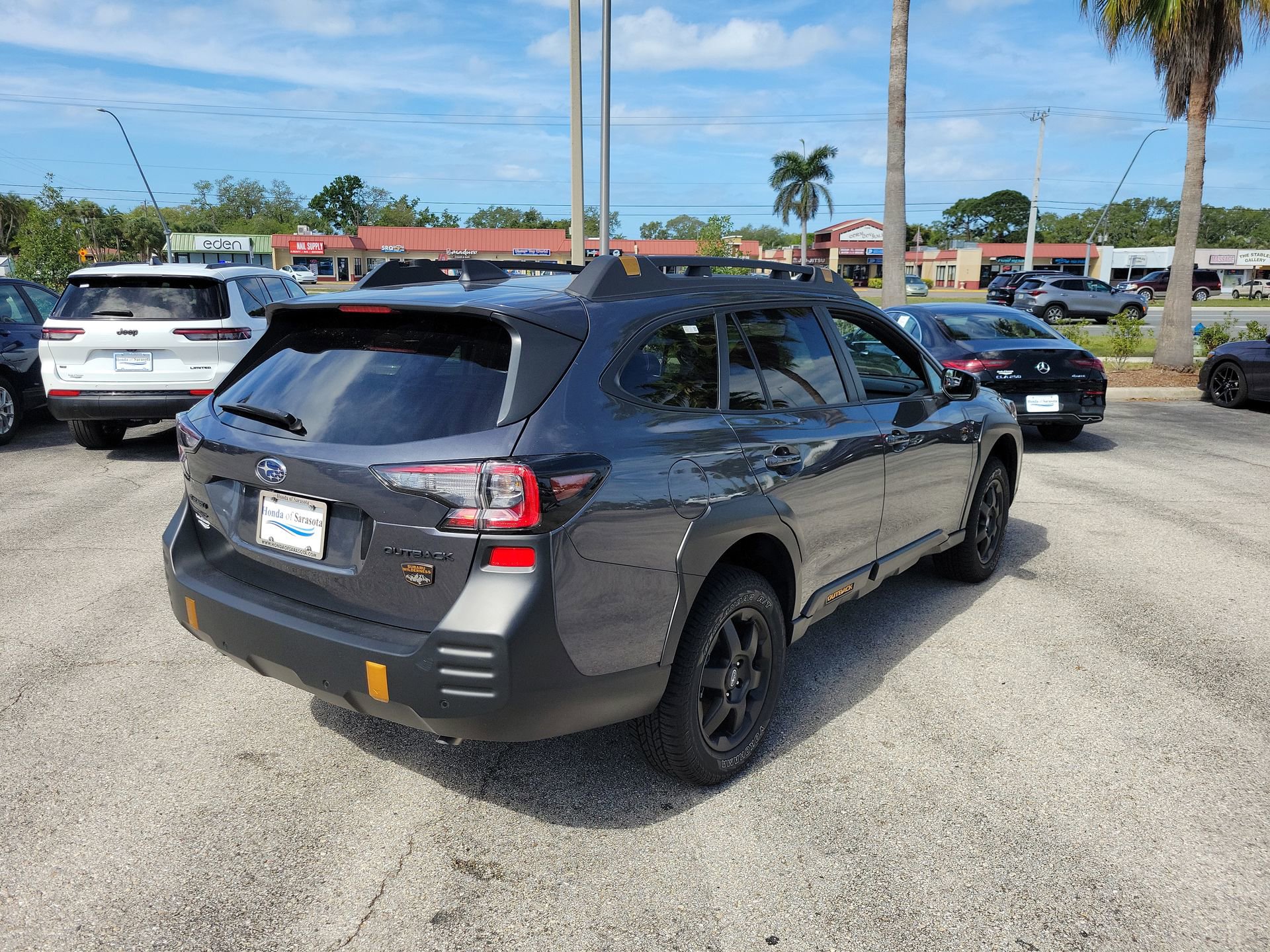 Used 2025 Subaru Outback Wilderness AWD/4WD image 6