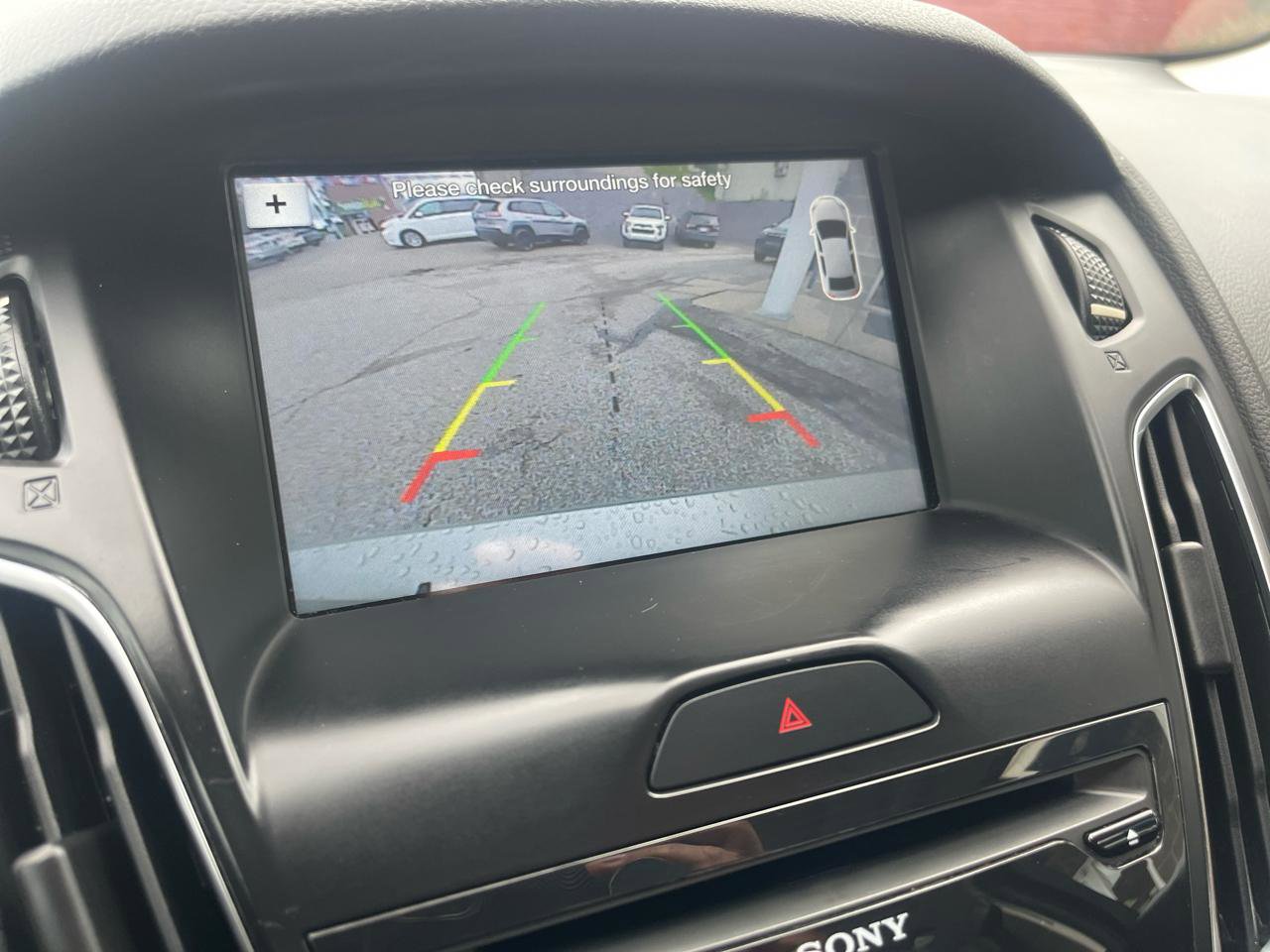 Used 2017 Ford Focus SEL FWD image 16