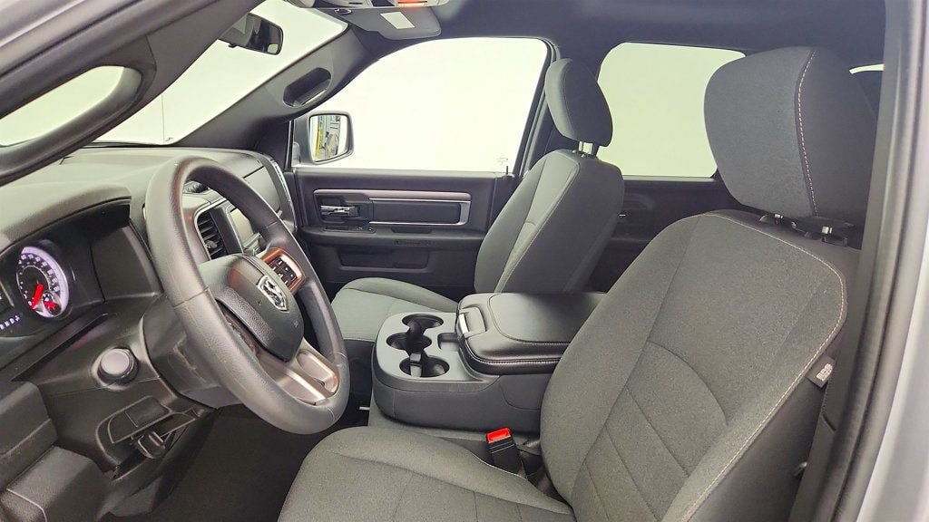 Used 2022 RAM 1500 Classic Warlock w/ Warlock Decor Package AWD/4WD image 18