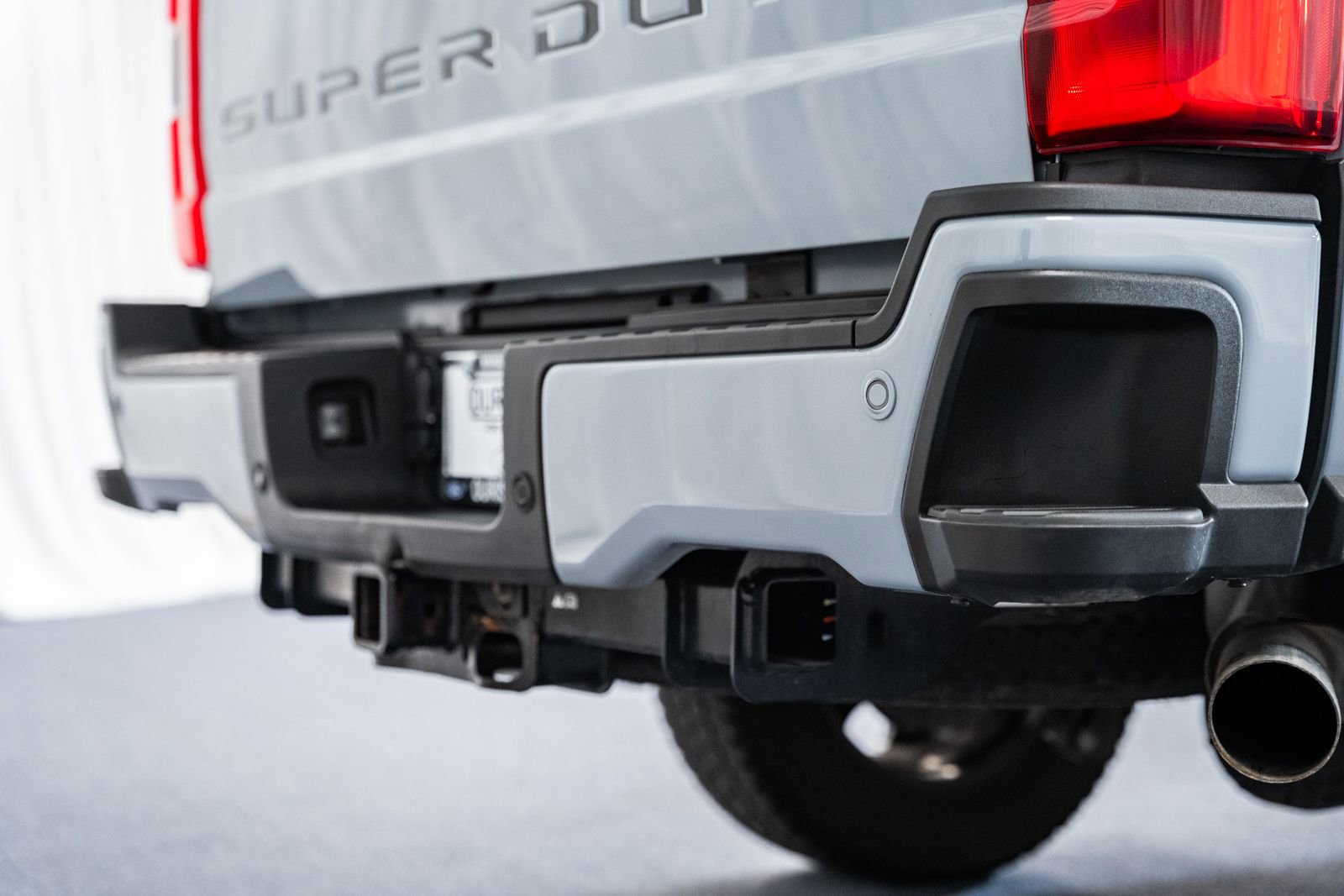 Used 2025 Ford F250 Lariat w/ Black Appearance Package image 21