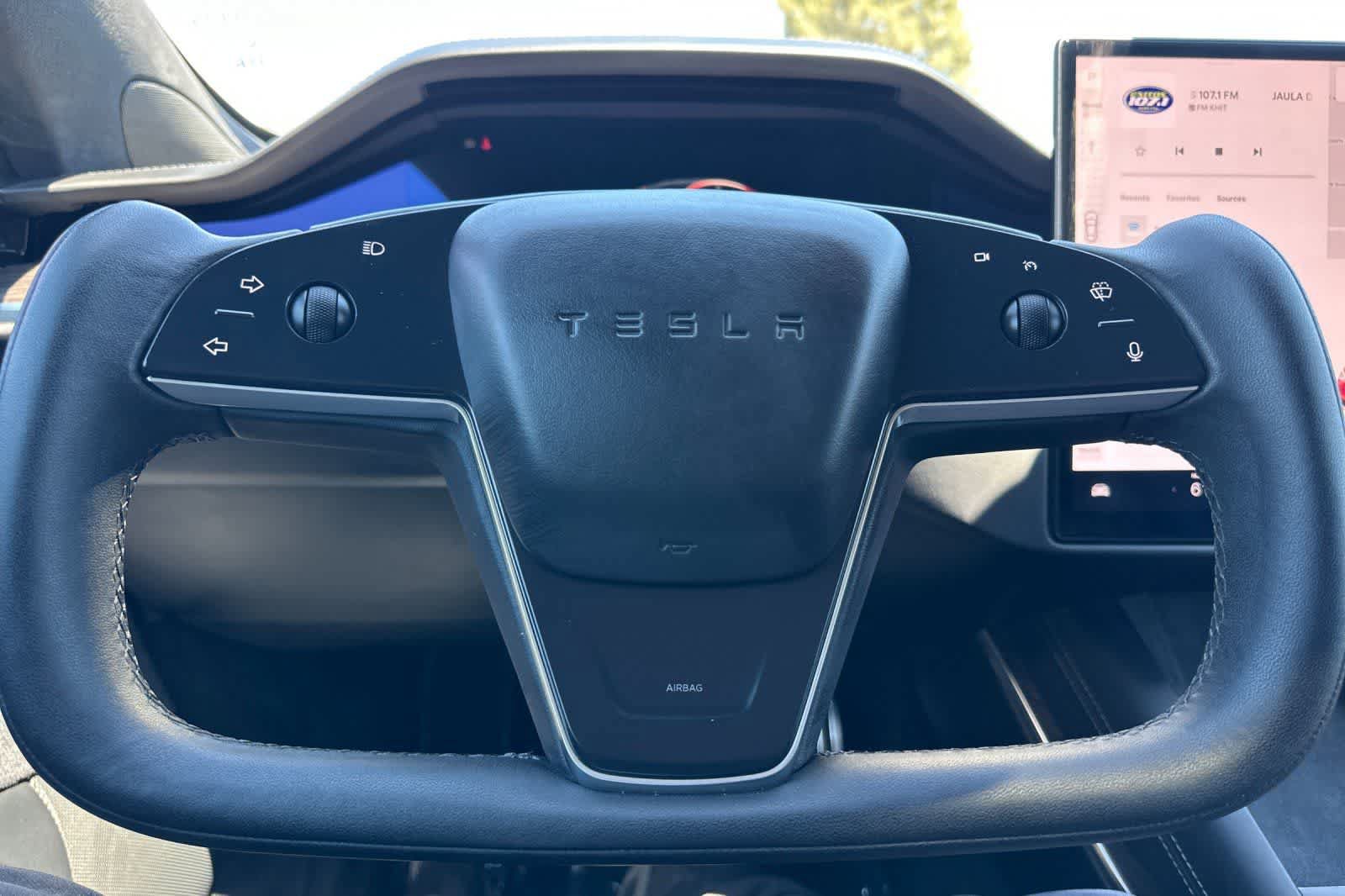 Used 2022 Tesla Model S AWD/4WD image 28