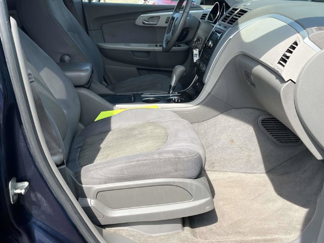 Used 2011 Chevrolet Traverse LS FWD image 24