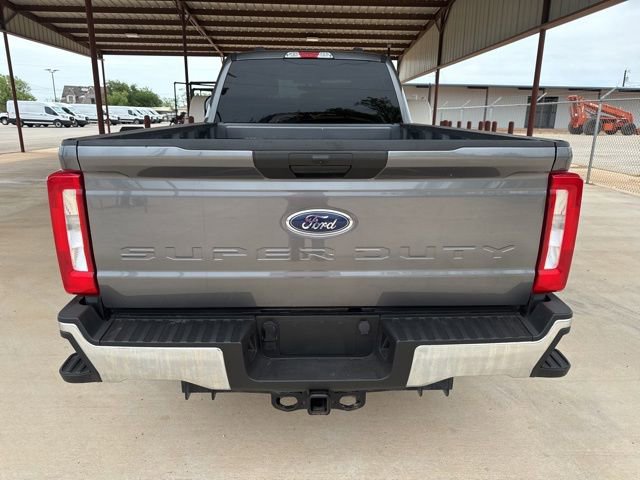 Used 2024 Ford F350 XLT w/ FX4 Off-Road Package AWD/4WD image 7