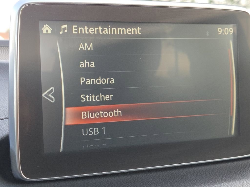 Used 2015 MAZDA MAZDA3 i Sport image 4