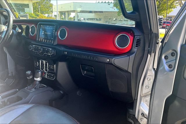 Used 2018 Jeep Wrangler Unlimited Rubicon AWD/4WD image 16