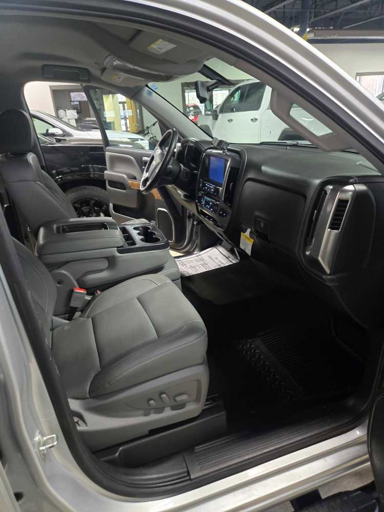 Used 2017 Chevrolet Silverado 1500 LTZ image 15