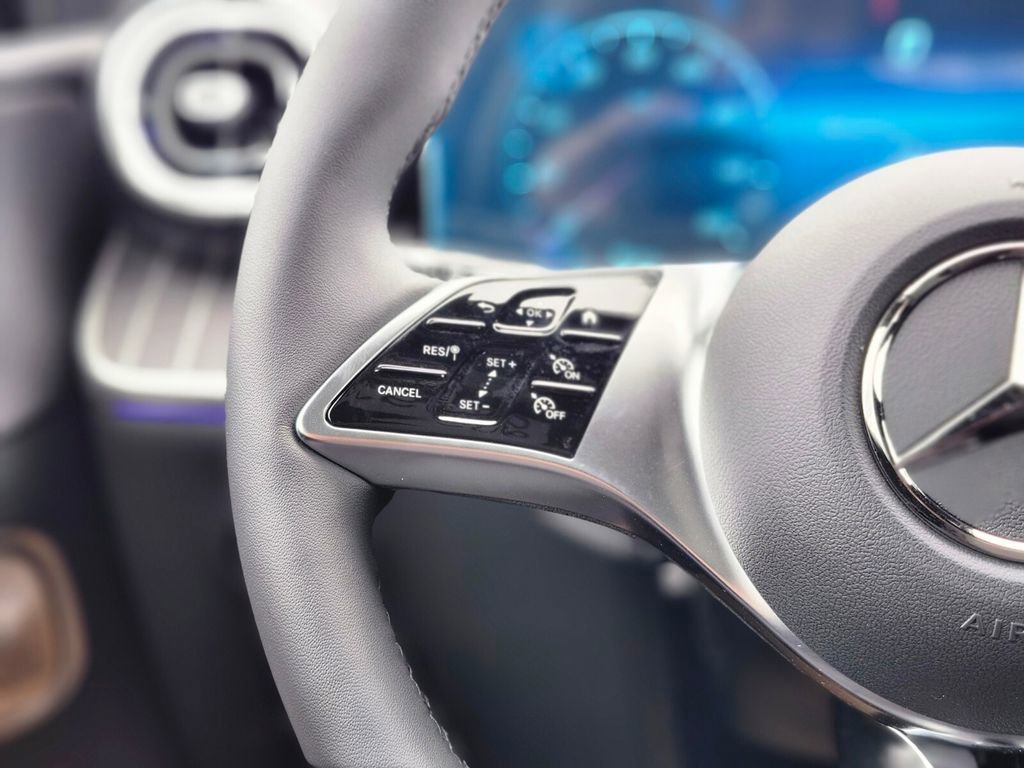 New 2026 Mercedes-Benz GLC 300 4MATIC image 26