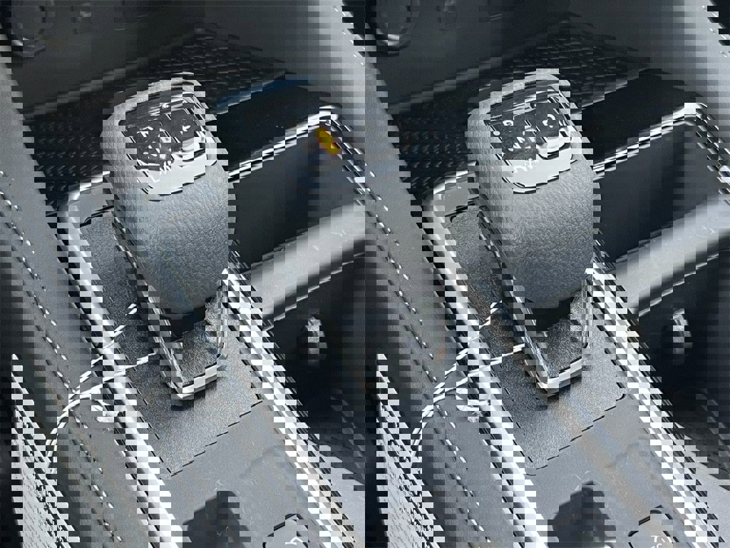 New 2026 Nissan Pathfinder SL image 29