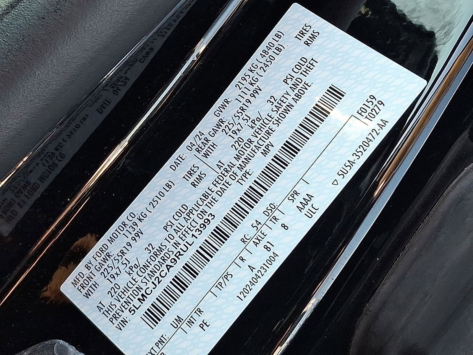 Used 2024 Lincoln Corsair Reserve image 27