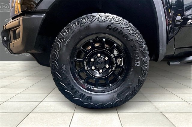 Used 2023 GMC Sierra 1500 AT4X w/ AT4X AEV Edition image 10