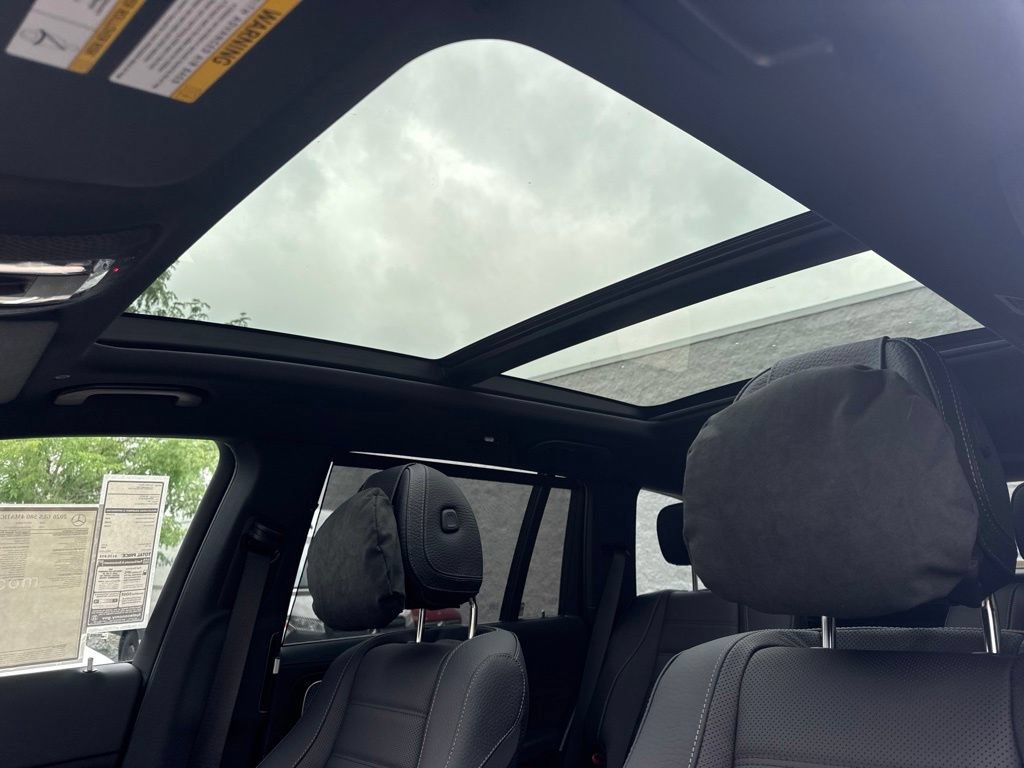 New 2026 Mercedes-Benz GLS 580 4MATIC image 11